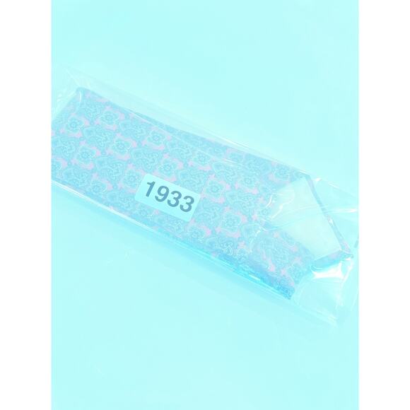 Vintage Pierre Cardin Men's Silk Neck Tie Red Silver Geometric JL - Picture 7 of 7